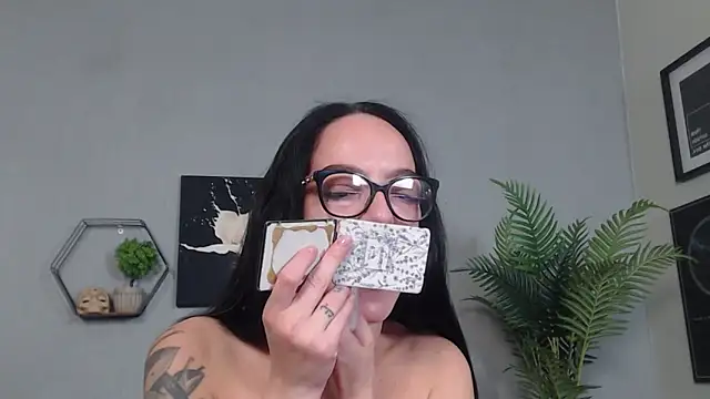 IzabelllNoir online show from 30, 4, 2026