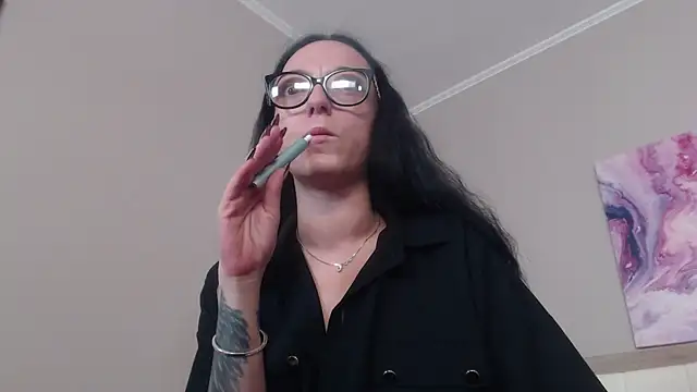 Snapshot of IzabelllNoir chatting on 12, 7, 2026 IzabelllNoir online show from 12, 7, 2026