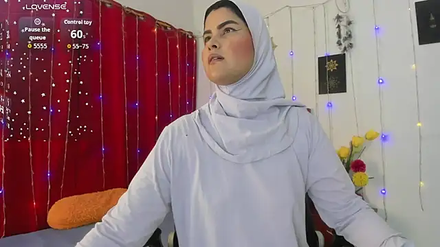 AishaAmin  online show from 28, 4, 2026