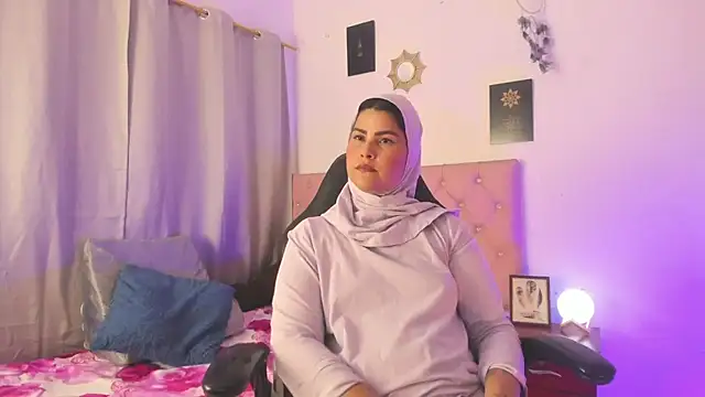 AishaAmin  online show from 10, 6, 2026