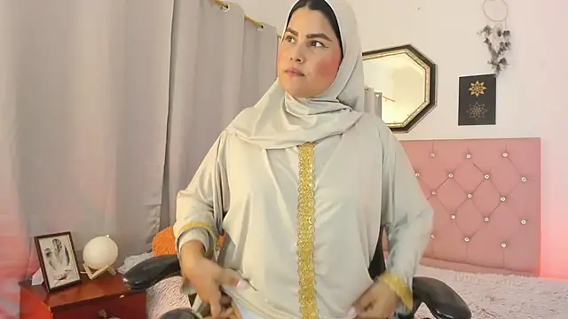 AishaAmin  online show from 30, 7, 2026