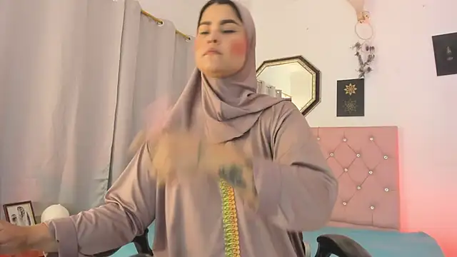 AishaAmin  online show from 31, 7, 2026