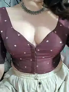 Snapshot of Brown_Maxi chatting on 16, 2, 2025 Brown Maxi online show from 16, 2, 2025