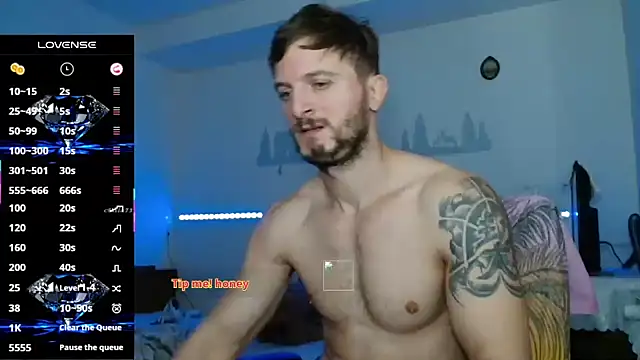 cuple hoot  online show from 18, 10, 2025