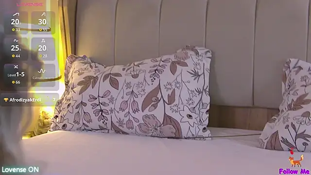 SerenaBennet online show from 21, 11, 2025