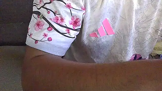 Mometi97 online show from 25, 3, 2026