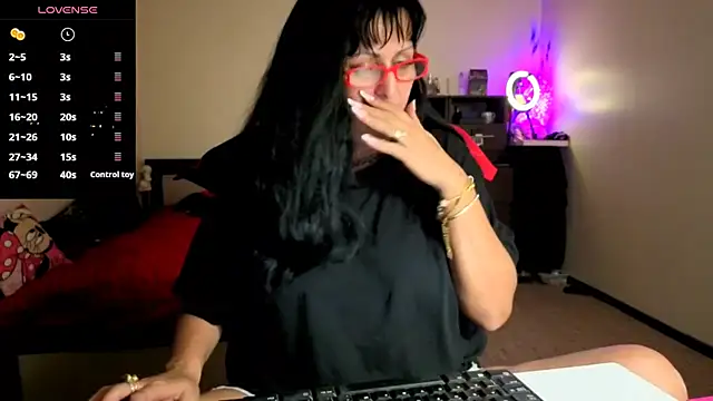 YourDreamLoverr online show from 20, 11, 2025