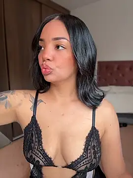 Sara LipsX online show from 26, 6, 2026