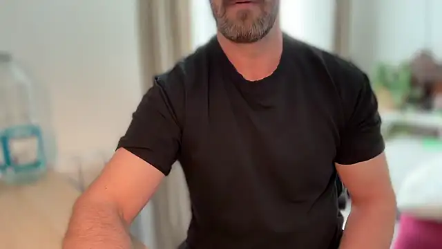 Mr Beef online show from 4, 5, 2026