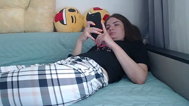  JustmeHere  online show from 15, 7, 2026