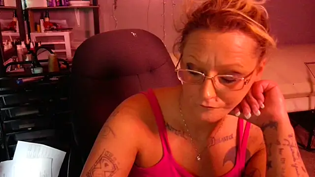 Snapshot of Lisalovely6981 chatting on 26, 1, 2025 Lisalovely6981 online show from 26, 1, 2025