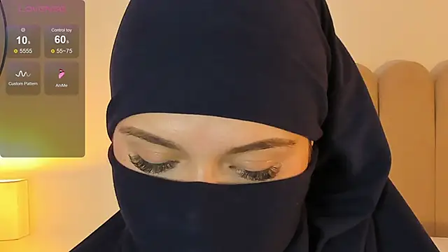 anna-henao online show from 2, 12, 2024