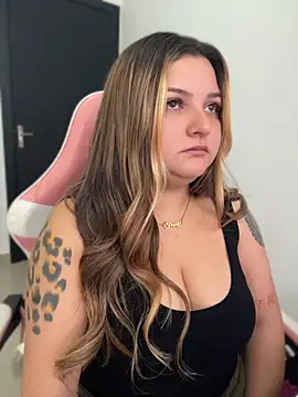 Snapshot of SweetPaige_ chatting on 1, 6, 2026 SweetPaige online show from 1, 6, 2026