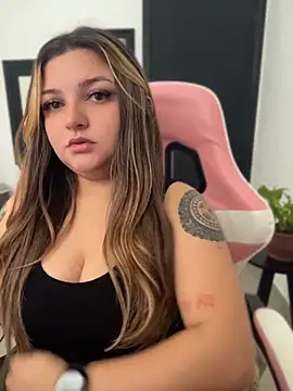 Snapshot of SweetPaige_ chatting on 9, 6, 2026 SweetPaige online show from 9, 6, 2026