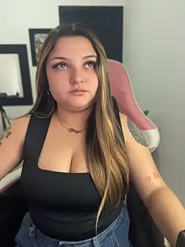 SweetPaige  online show from 28, 6, 2026