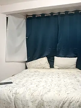 Snapshot of Celestte22 chatting on 1, 1, 2025 Celestte22 online show from 1, 1, 2025