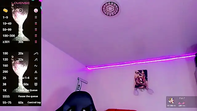 naomy  xx online show from 14, 2, 2025