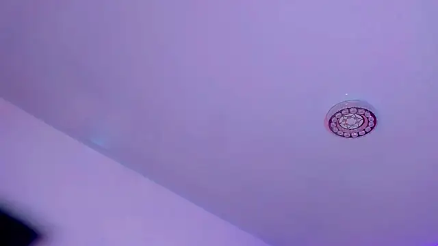 naomy  xx online show from 8, 3, 2025