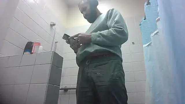 Snapshot of AceSpinning_DJ chatting on 21, 3, 2025 AceSpinning DJ online show from 21, 3, 2025