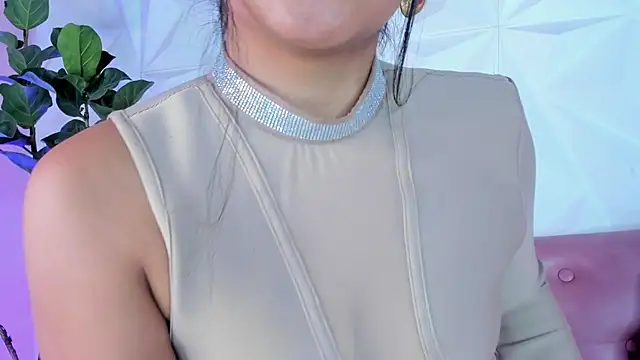 LinnaGardenia online show from 28, 1, 2025