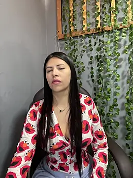 Snapshot of Alanna_atm_ chatting on 14, 3, 2025 Alanna atm  online show from 14, 3, 2025