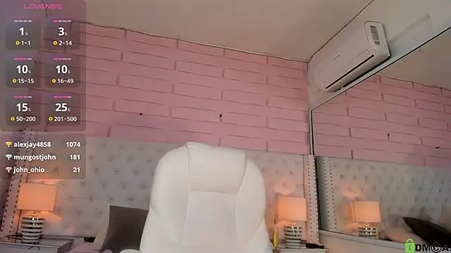 Snapshot of Yaaky_ chatting on 24, 2, 2025 Yaaky online show from 24, 2, 2025