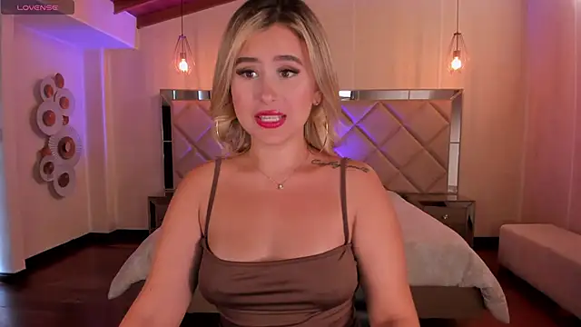 AnnaBrooks1 online show from 2, 2, 2026