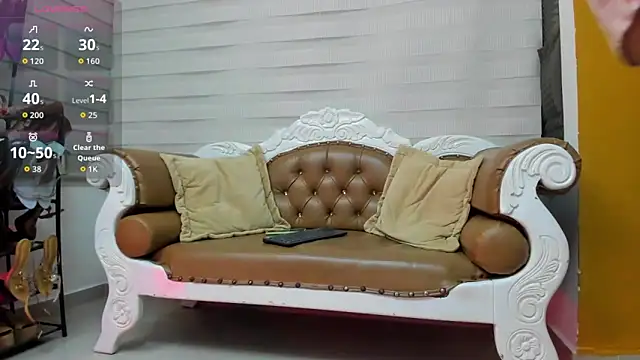 FOXYRIVER  online show from 14, 2, 2026