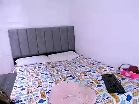 nataly red online show from 4, 2, 2025