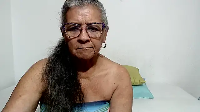 candy mature  online show from 25, 6, 2026