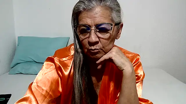 candy mature  online show from 2, 7, 2026