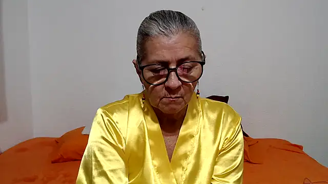 candy mature  online show from 15, 7, 2026