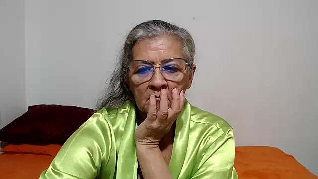 candy mature  online show from 19, 7, 2026