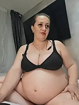 AvaLloyd online show from 3, 8, 2026