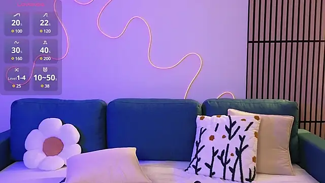 Ester Hill online show from 21, 2, 2025