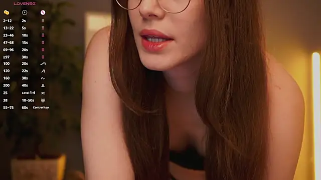 Ester Hill online show from 19, 11, 2025