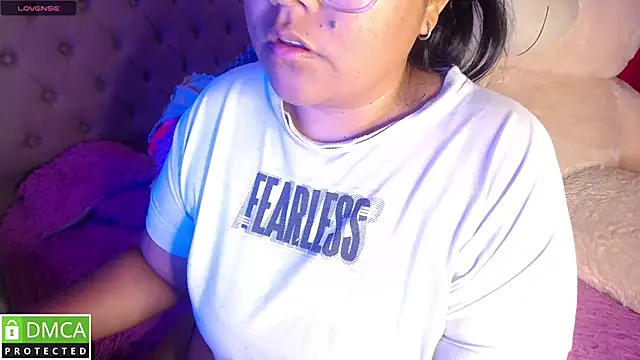 KittyHot20 online show from 14, 11, 2025