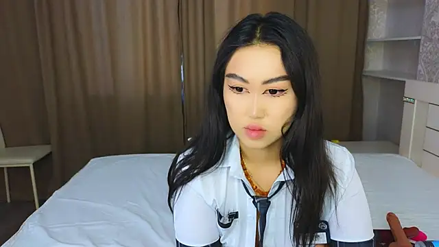 Diana Moon  online show from 13, 6, 2026