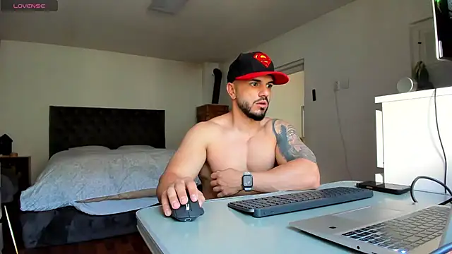 supermanboy94 online show from 5, 5, 2026