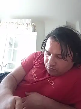 Snapshot of raducelfrumos99 chatting on 11, 3, 2026 raducelfrumos99 online show from 11, 3, 2026