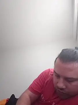 Snapshot of raducelfrumos99 chatting on 14, 3, 2026 raducelfrumos99 online show from 14, 3, 2026