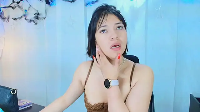 lina bedoya  online show from 28, 10, 2025