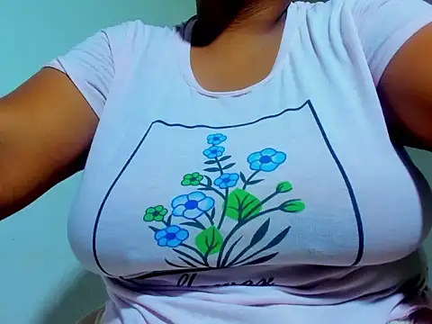 Snapshot of Kika_teem chatting on 24, 7, 2026 Kika teem online show from 24, 7, 2026
