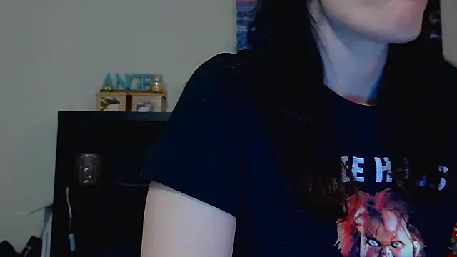 CrystalLakeXO online show from 16, 10, 2025