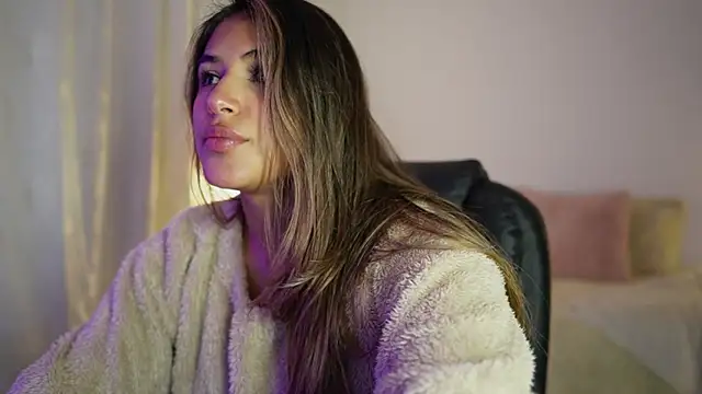 SaraParisi online show from 27, 9, 2025