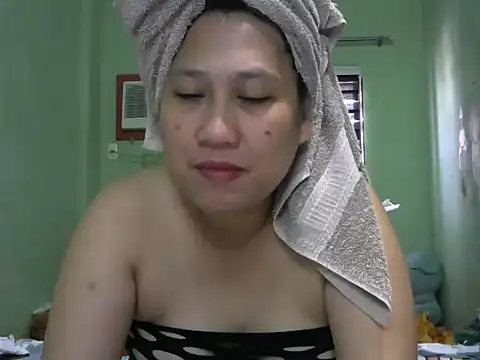 sweetsexysmile online show from 17, 6, 2026