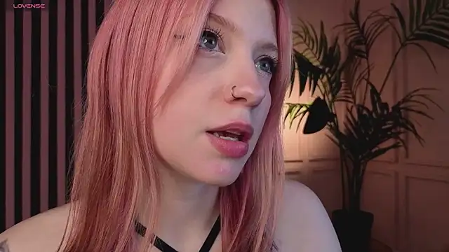 arielabradberry online show from 24, 7, 2026