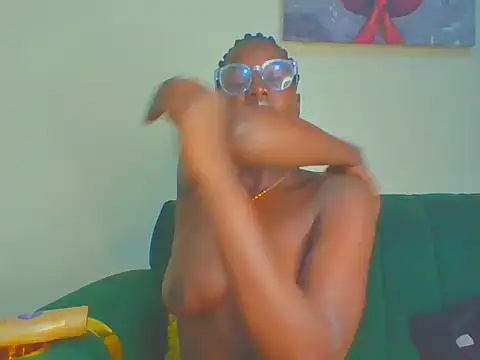cutesmiling online show from 5, 7, 2026