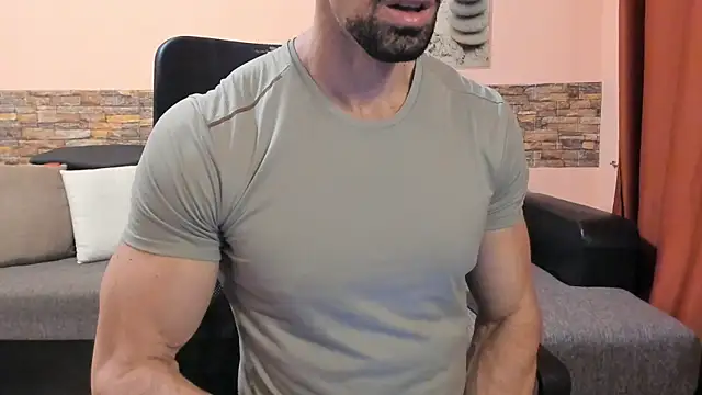 HotHunkTrainer online show from 22, 6, 2026