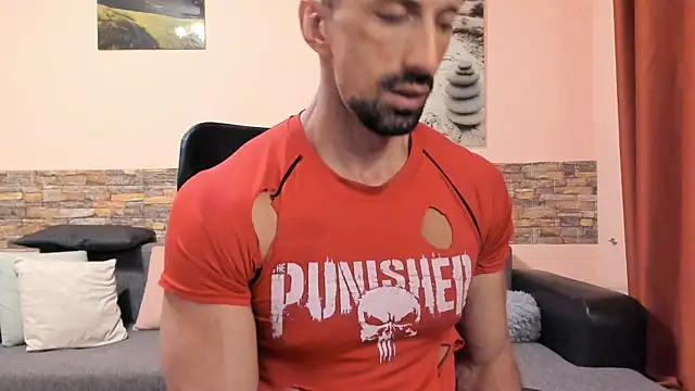 HotHunkTrainer online show from 18, 7, 2026